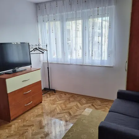 Vinka Apartman *